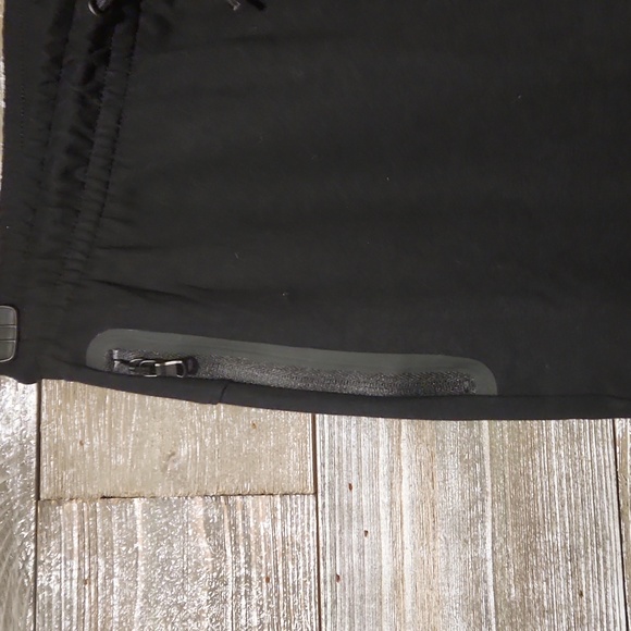 NWT Old Navy Dynamic Joggers black size 14/16 - Picture 2 of 8